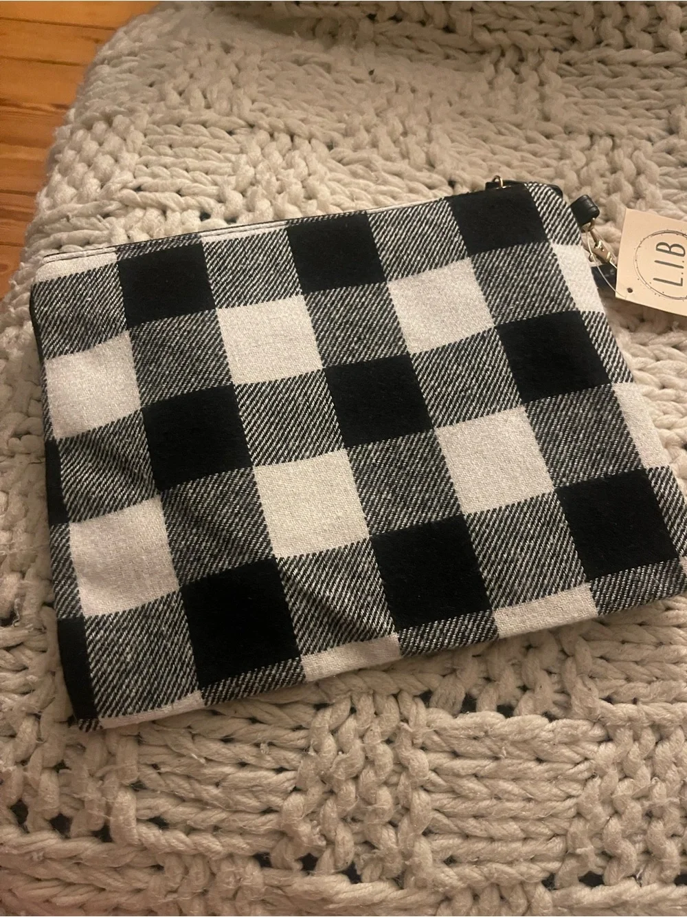 L.I.B new york Black & White Buffalo Check Wristlet NWT